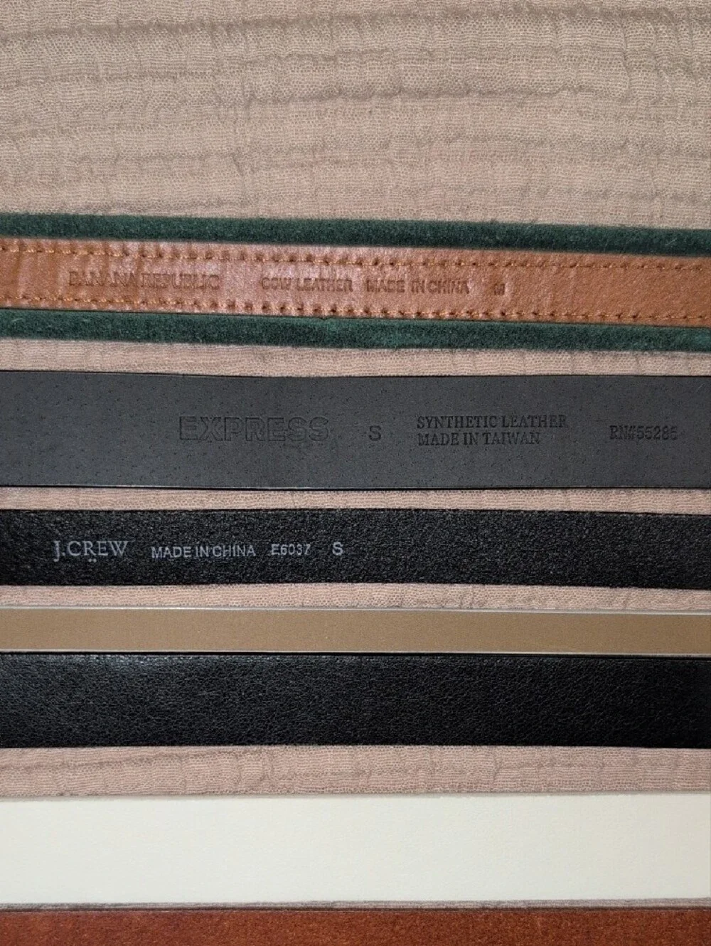 Women's 7 Belt Bundle! Assorted brands.